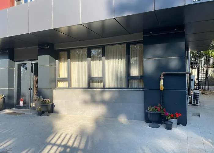 דירה 1001 Large Modern Design