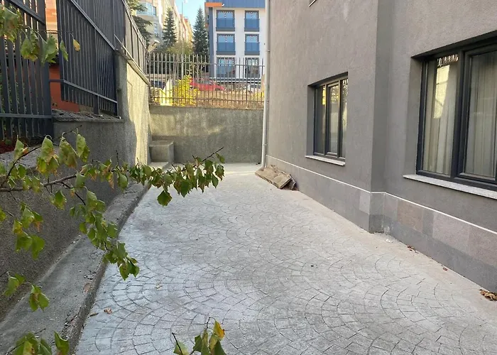 דירה 1001 Large Modern Design